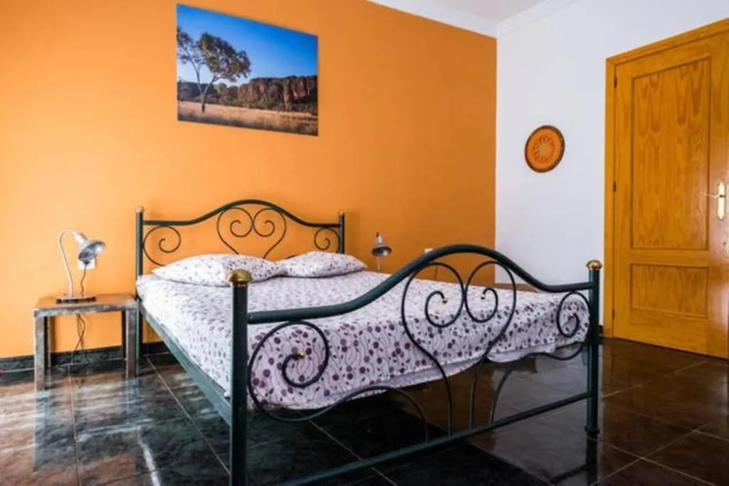 Spacious House With Sea View Los Puertas