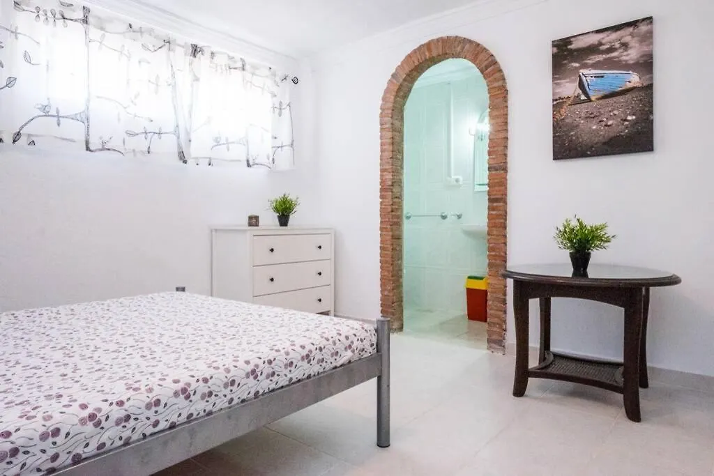 Spacious House With Sea View Los Puertas