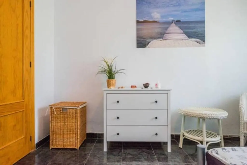 Spacious House With Sea View Los Puertas